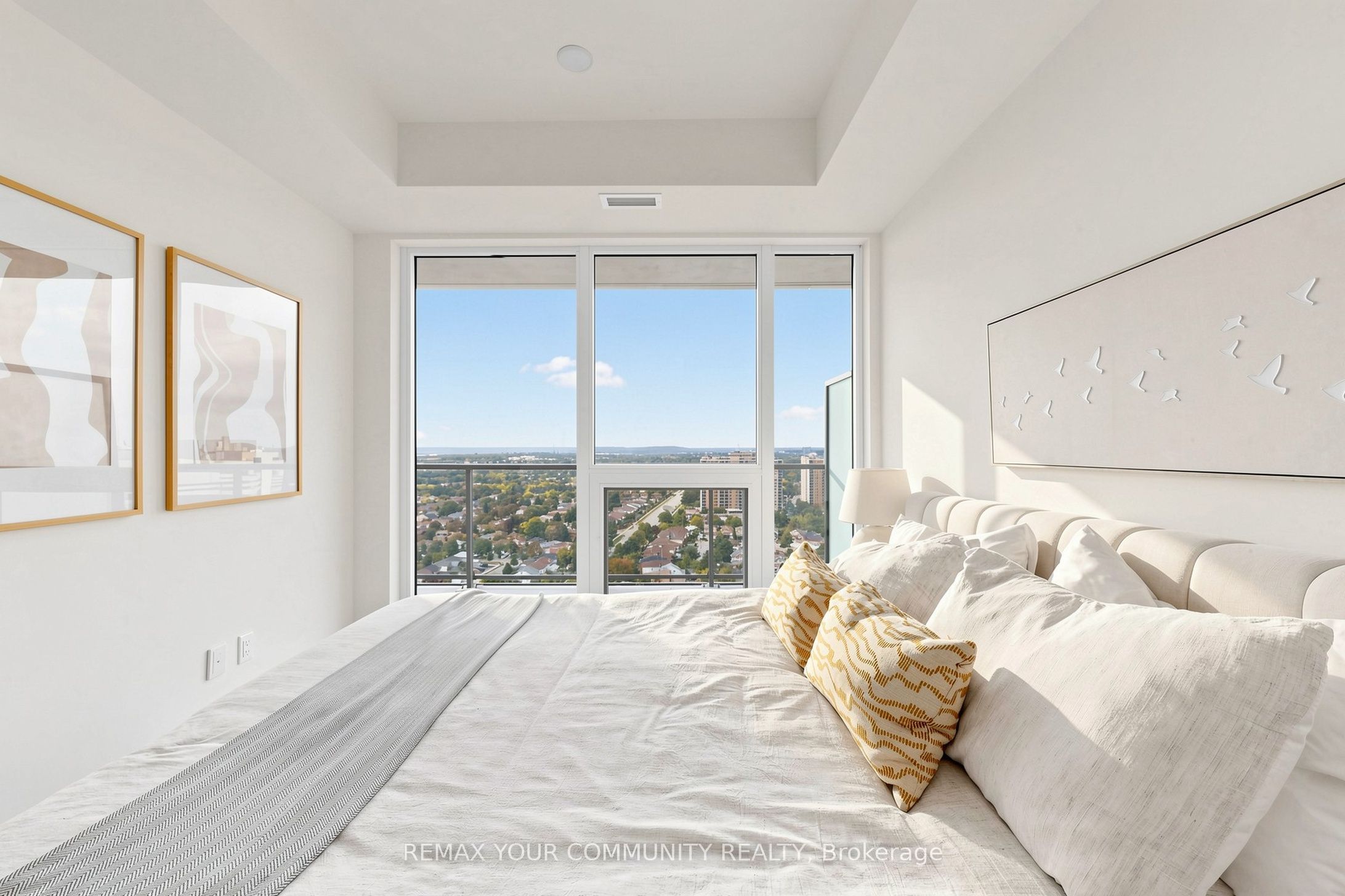 209 Steeles Avenue W 3604 Property Photo 15