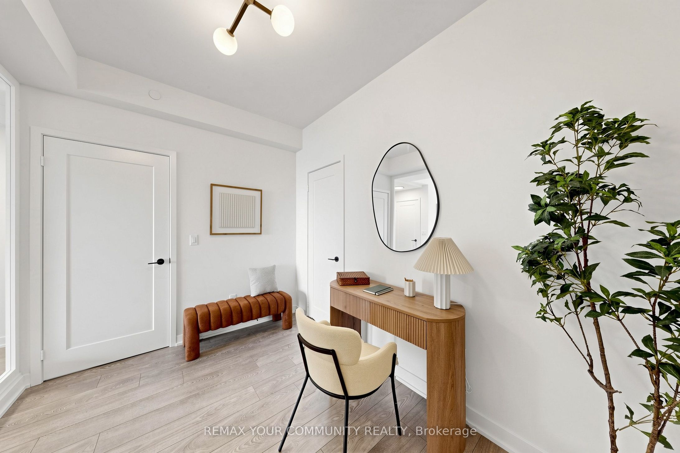 209 Steeles Avenue W 3604 Property Photo 18