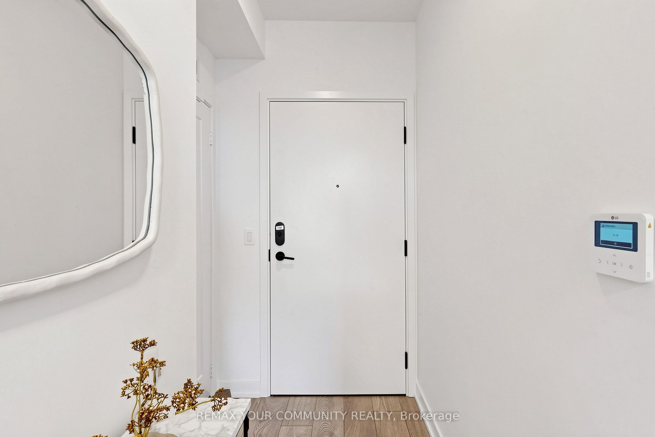 209 Steeles Avenue W 3604 Property Photo 24