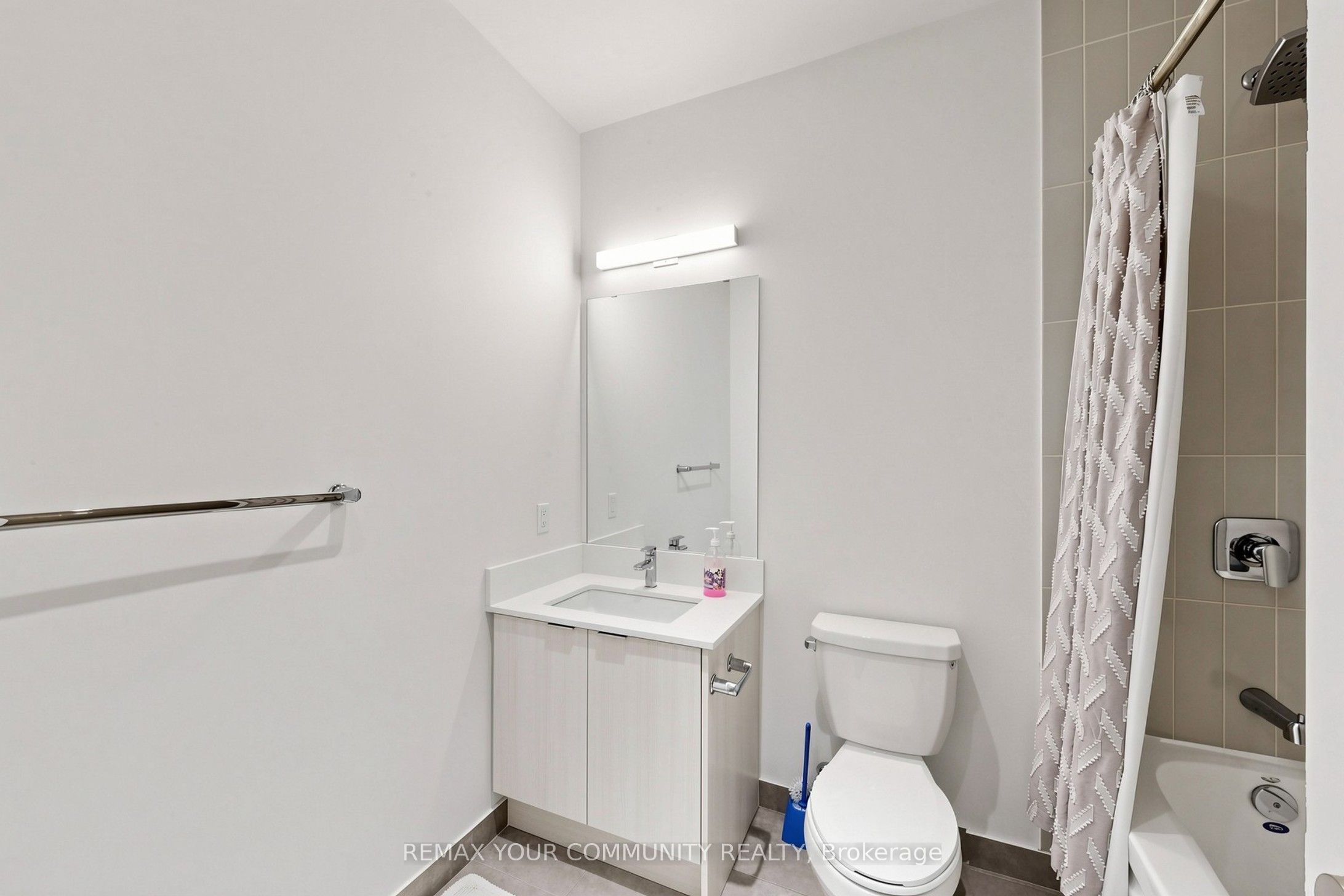 209 Steeles Avenue W 3604 Property Photo 36