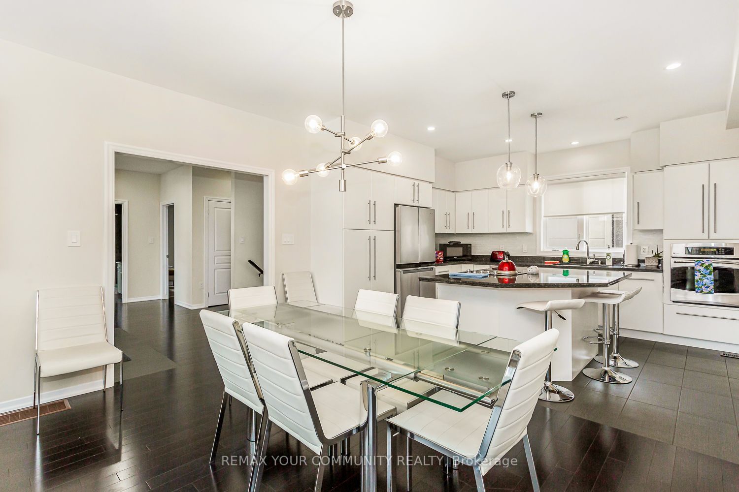 338 Woodale Avenue Property Photo 12