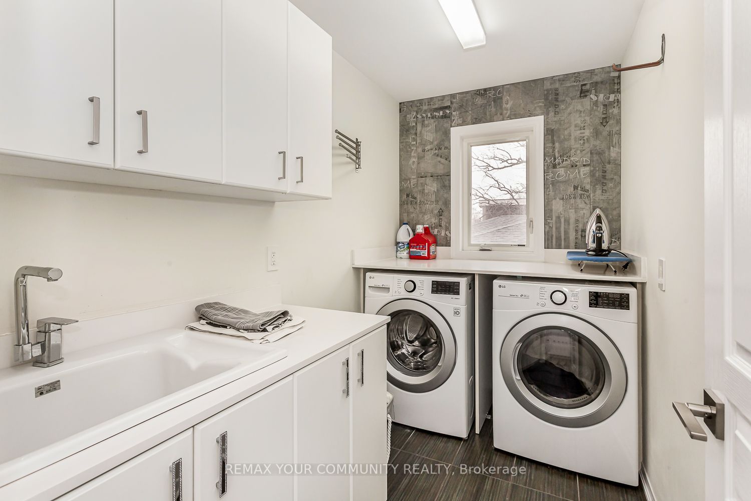 338 Woodale Avenue Property Photo 17