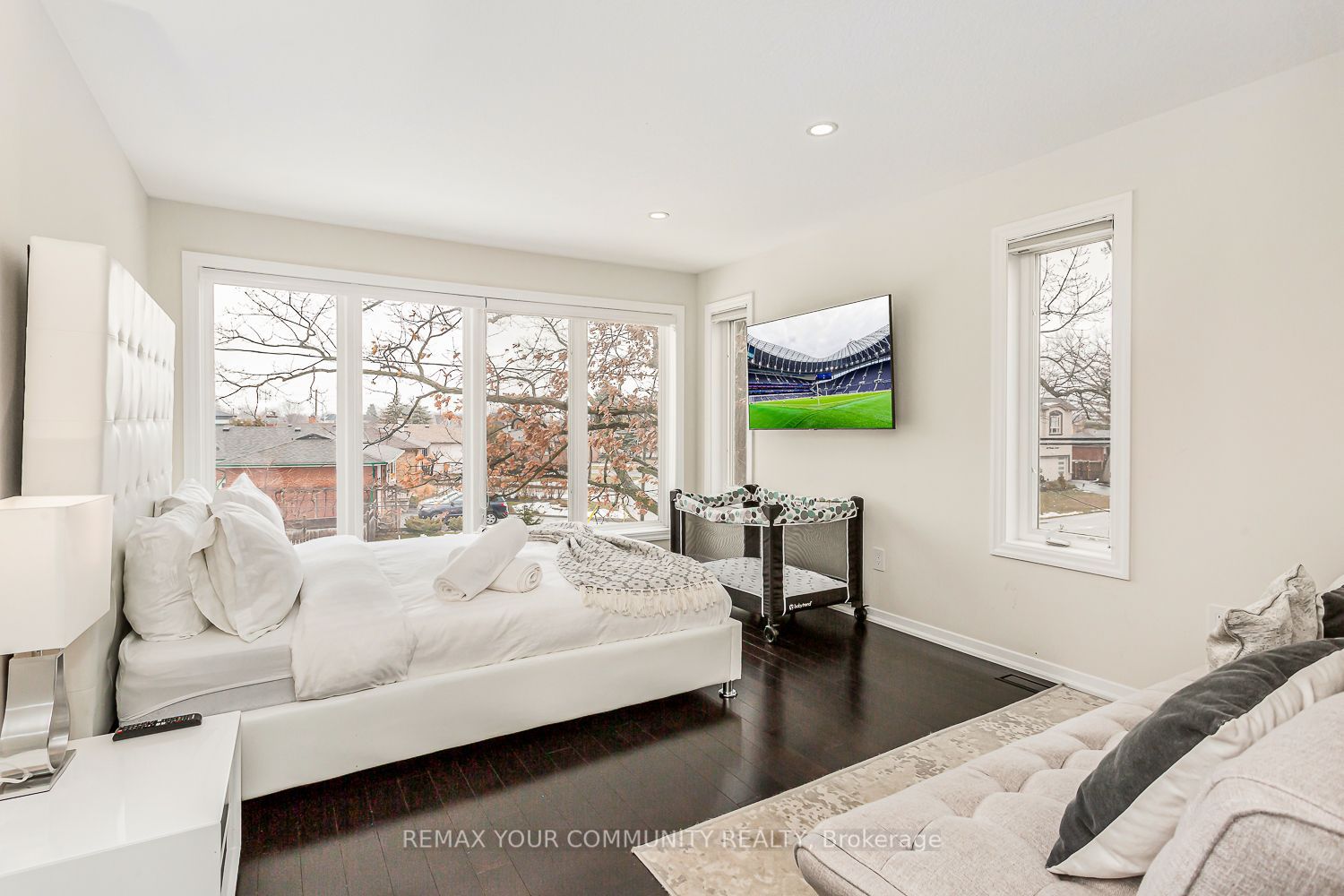 338 Woodale Avenue Property Photo 19