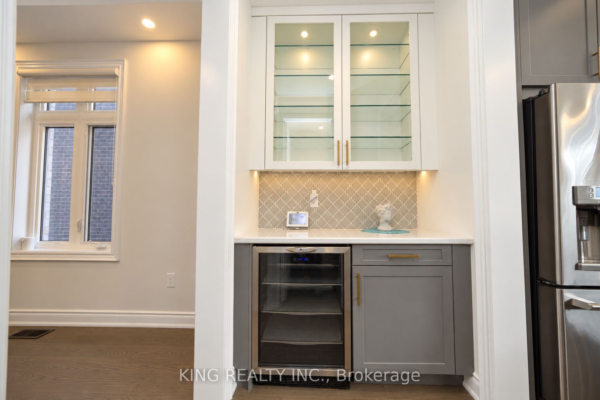 2359 Irene Crescent Property Photo 14