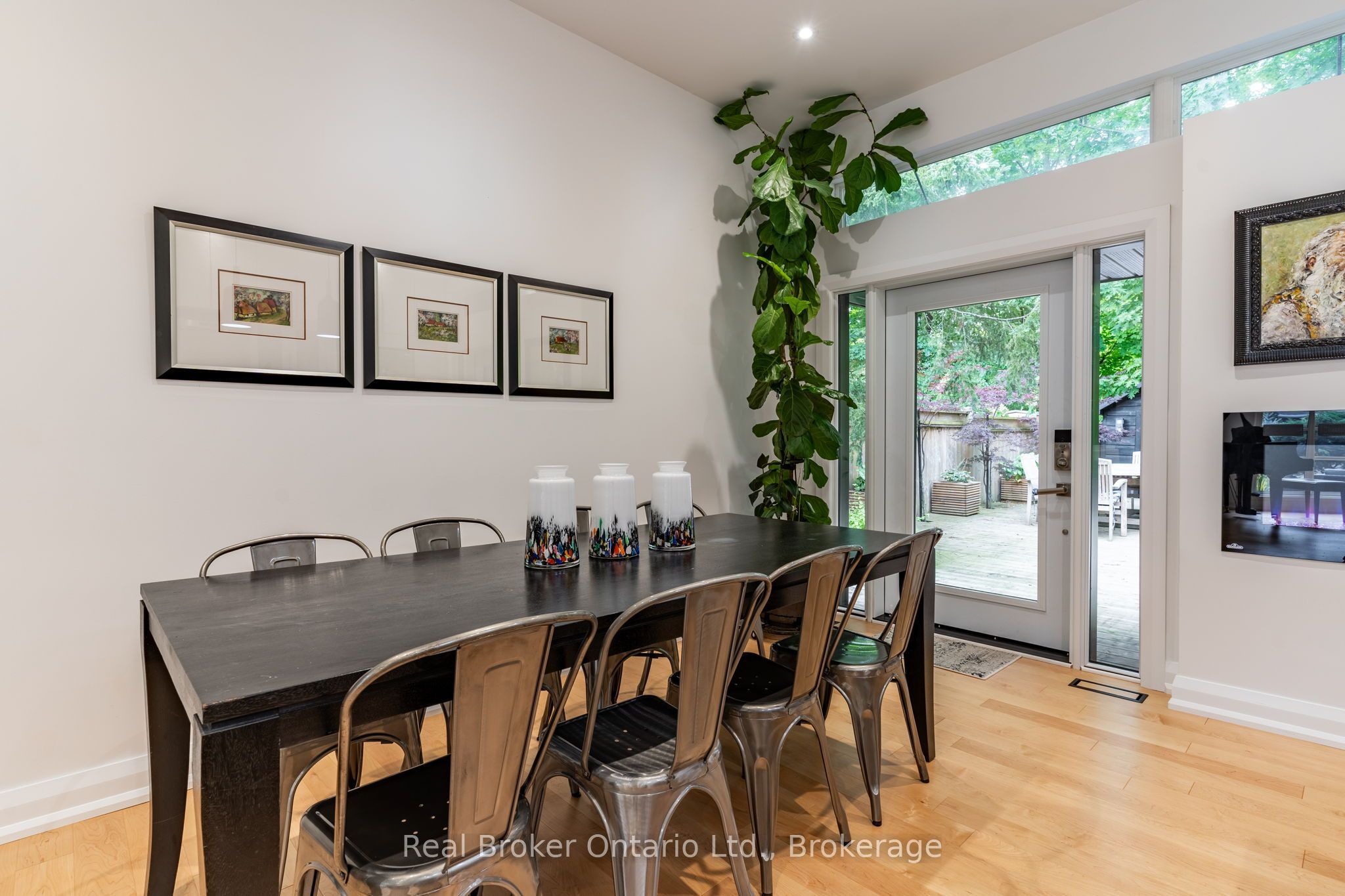 5071 Spruce Avenue Property Photo 13