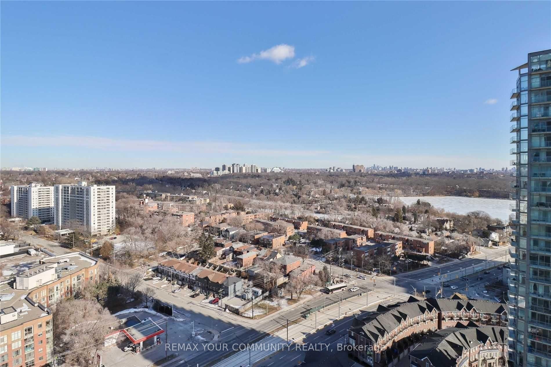 105 The Queensway 2211 Property Photo 9