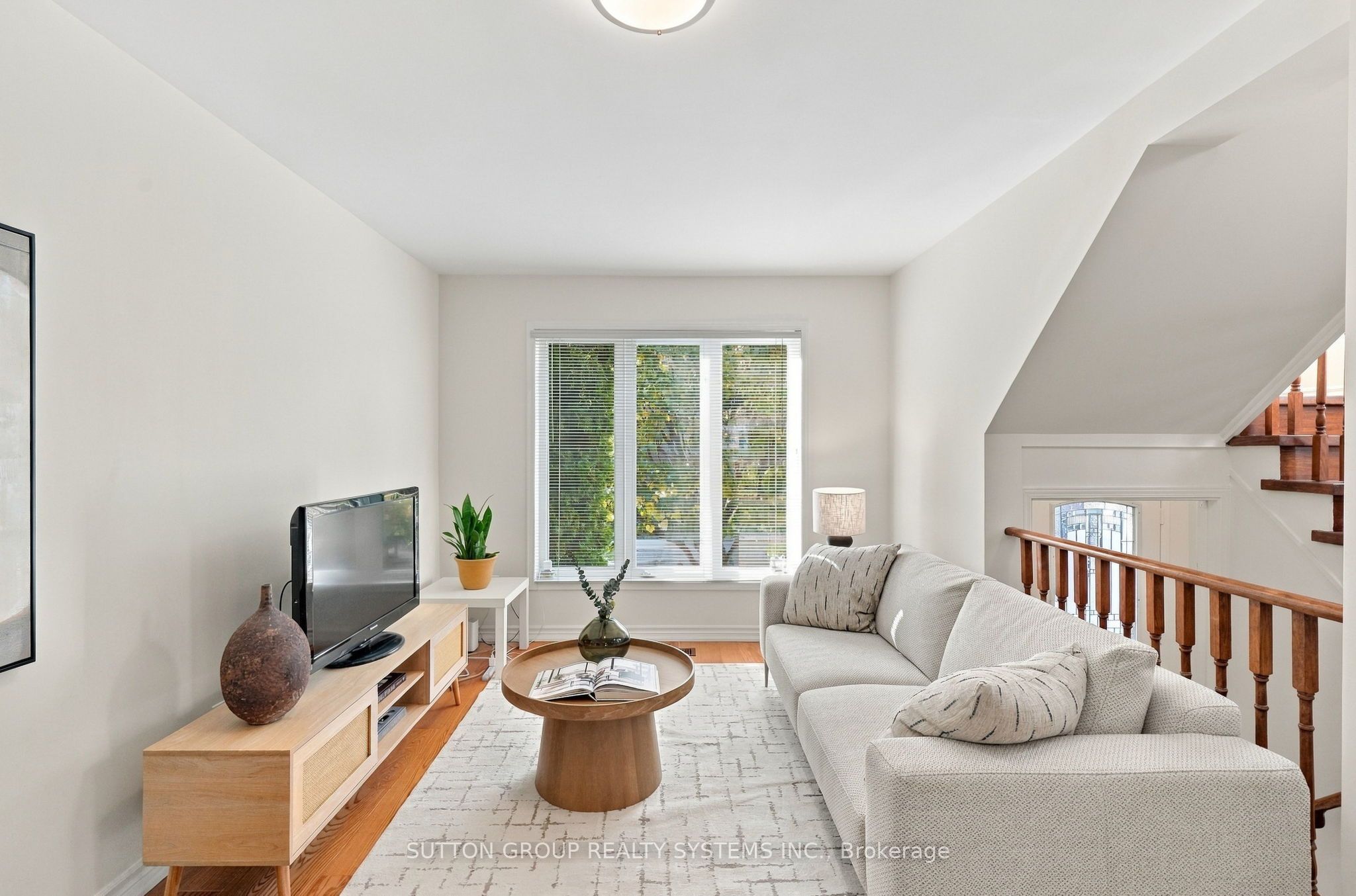 120 Tarragona Boulevard Property Photo 7