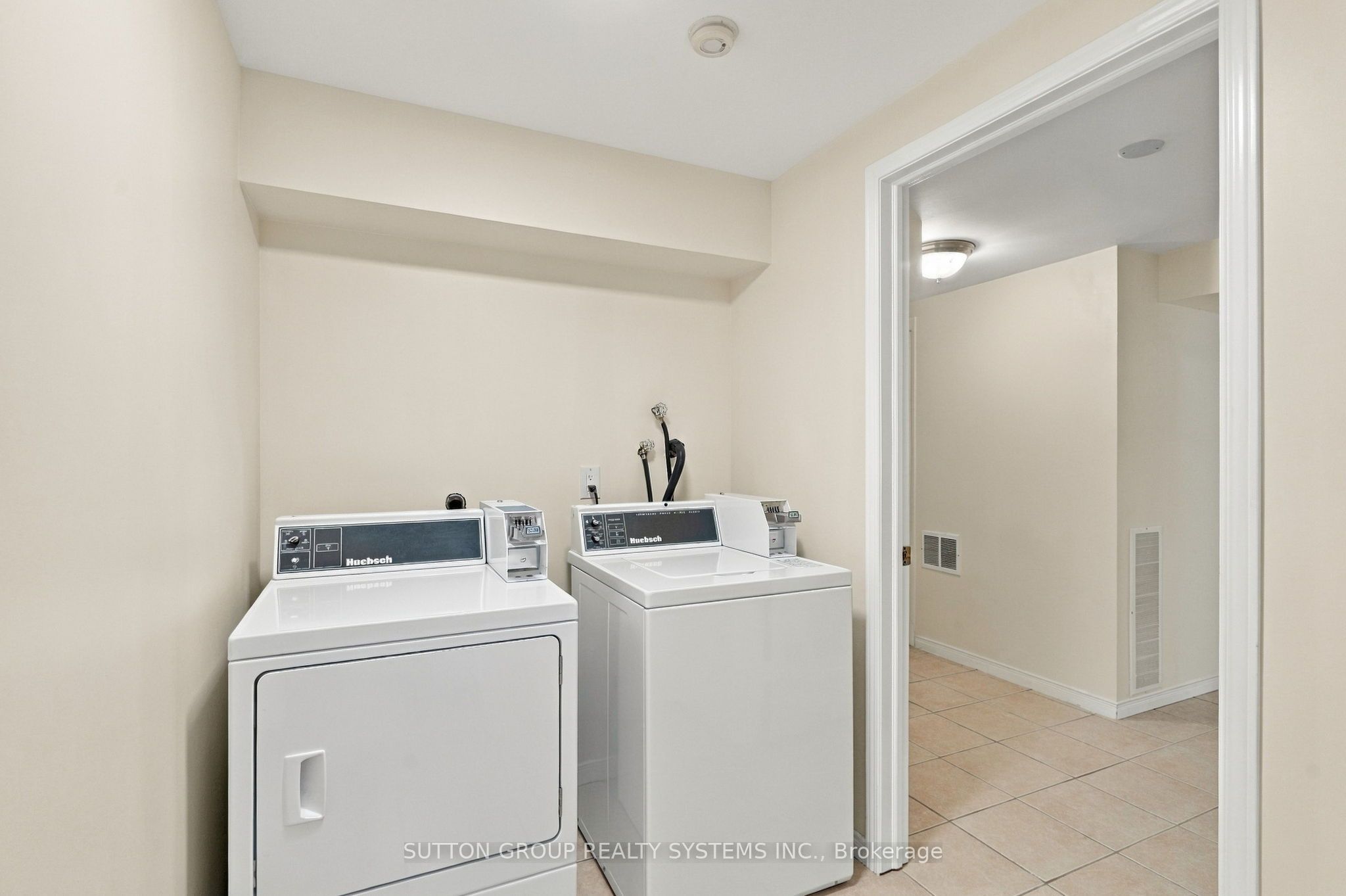 120 Tarragona Boulevard Property Photo 40