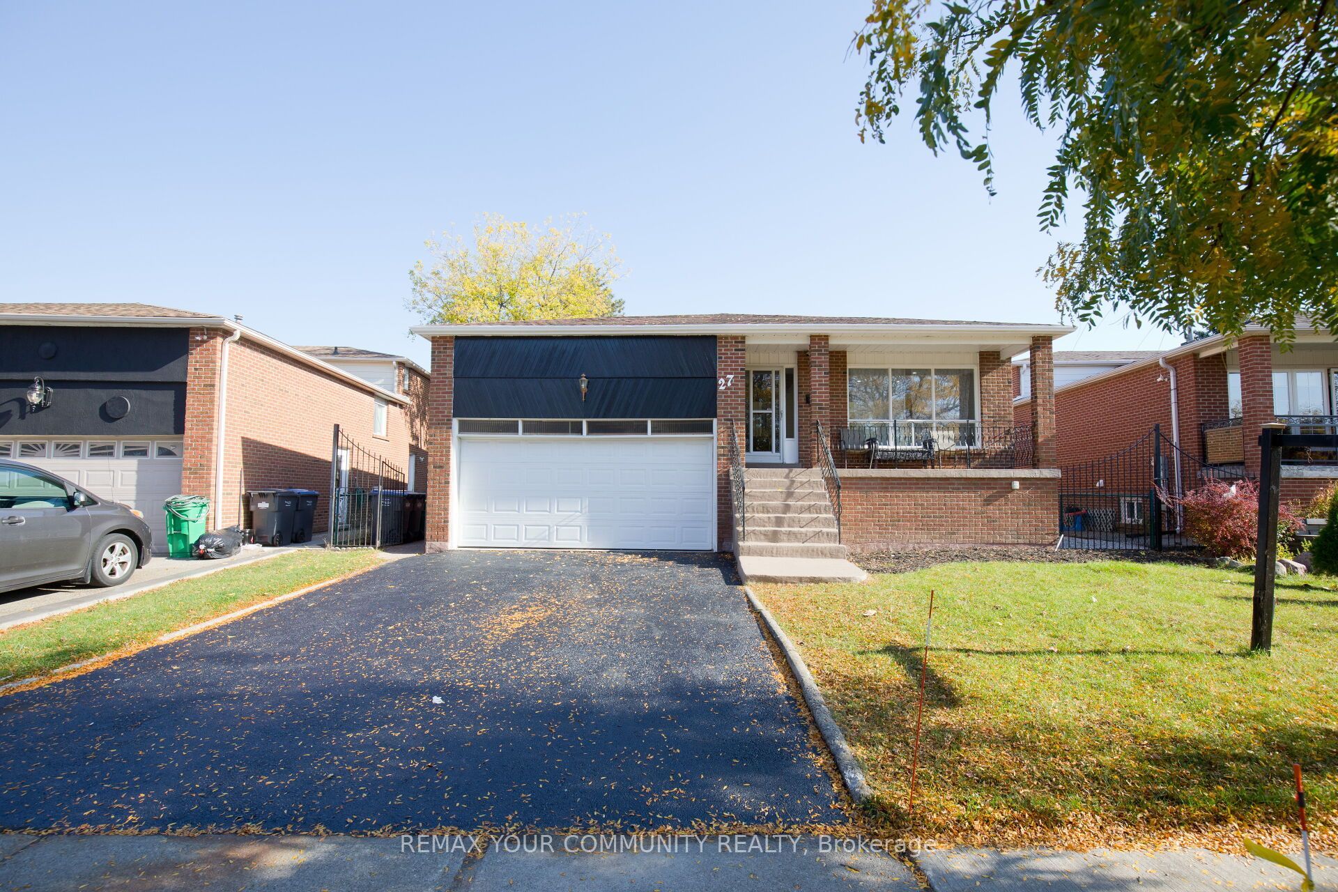 27 Moffatt Avenue Property Photo 1