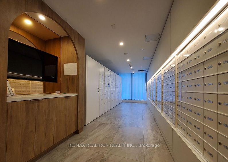 1100 Sheppard Street W 928 Property Photo 19