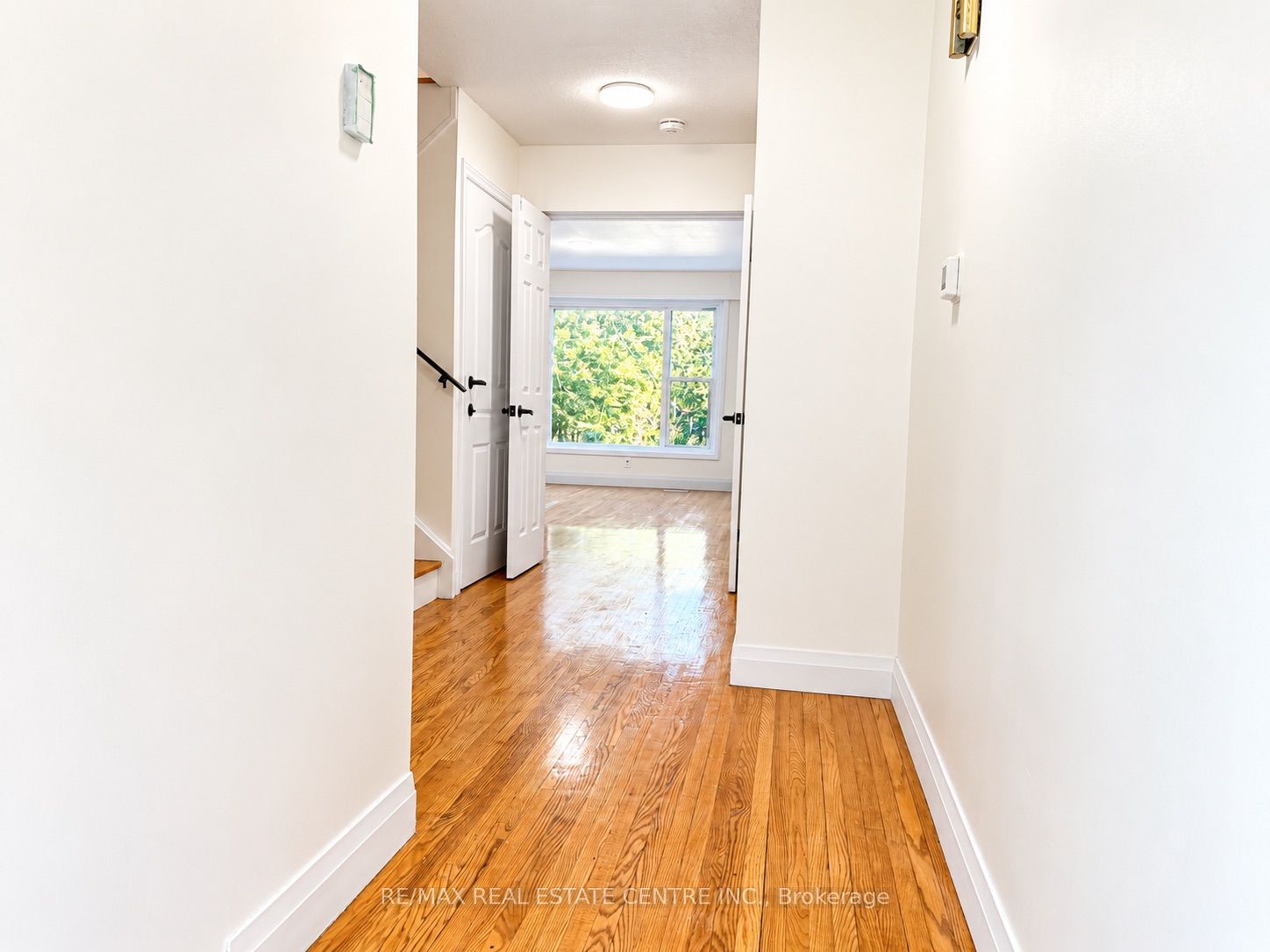 3722 Ellengale Drive Property Photo 2