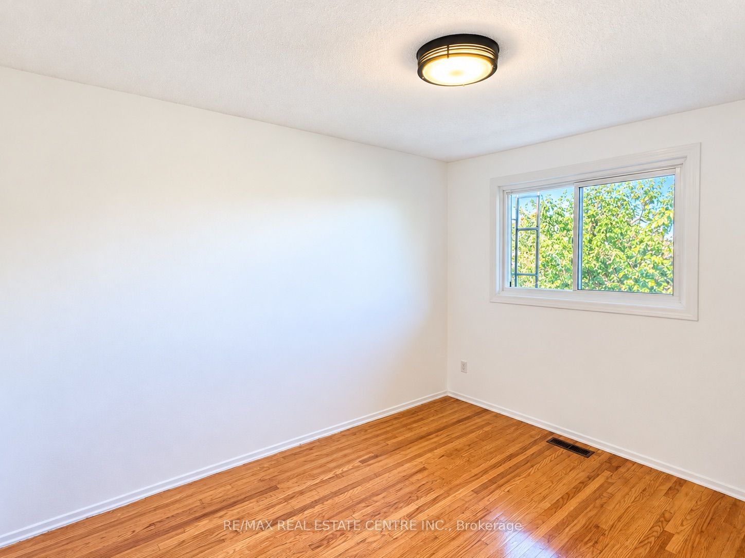 3722 Ellengale Drive Property Photo 18