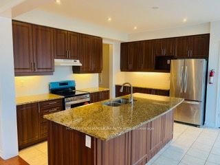 91 Antibes Drive Upper Property Photo 2