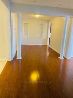 91 Antibes Drive Upper Property Photo 8