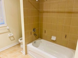 91 Antibes Drive Upper Property Photo 13