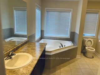 91 Antibes Drive Upper Property Photo 15
