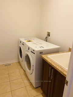 91 Antibes Drive Upper Property Photo 16