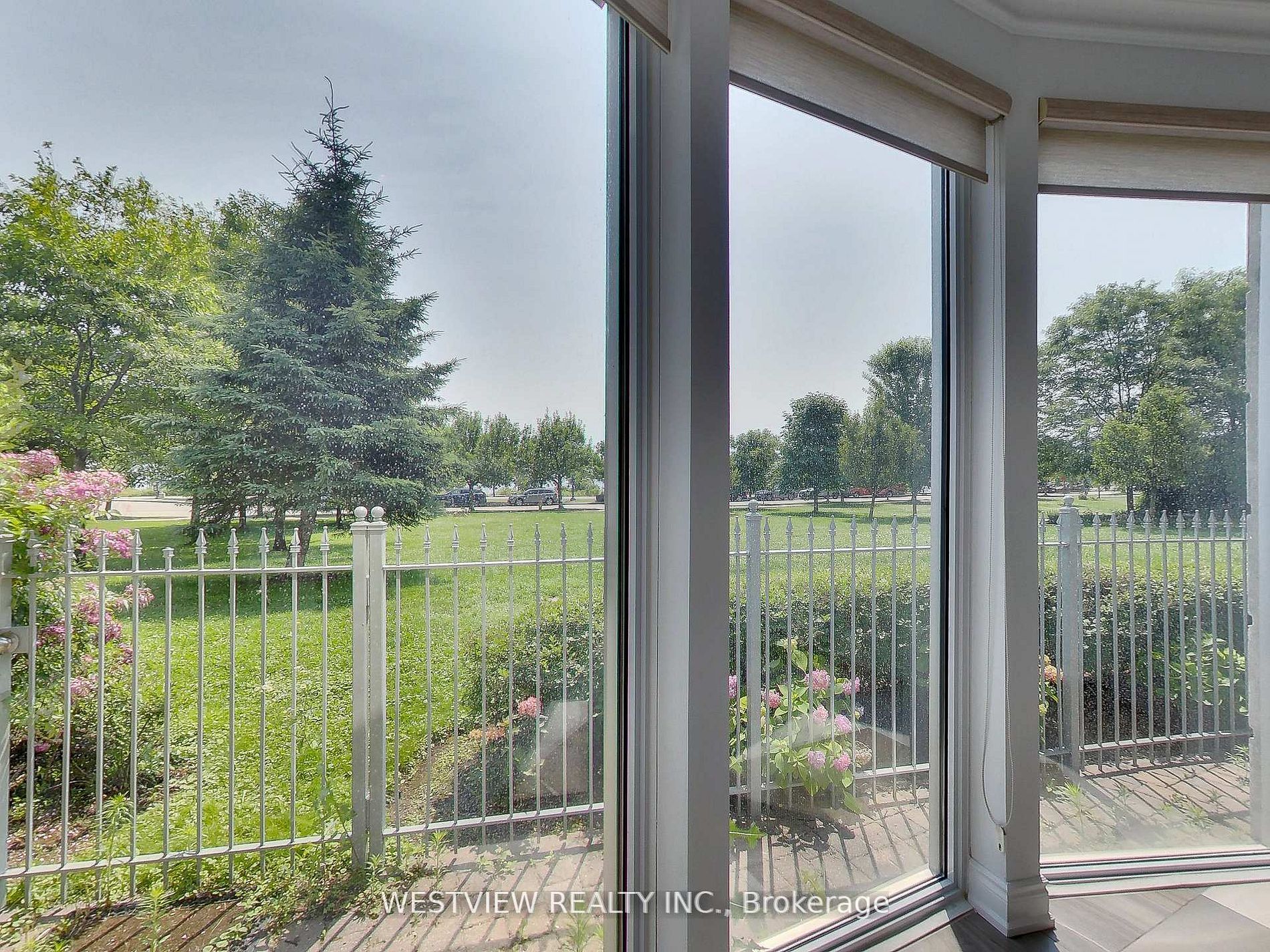 2111 Lake Shore Boulevard 116 Property Photo 5