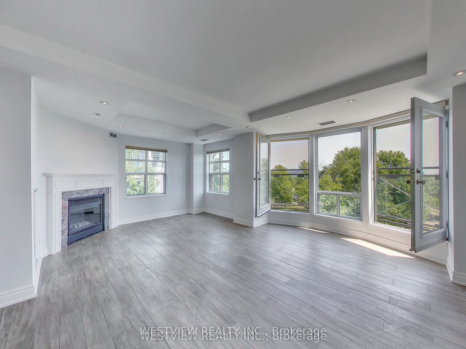 2111 Lake Shore Boulevard 116 Property Photo 25