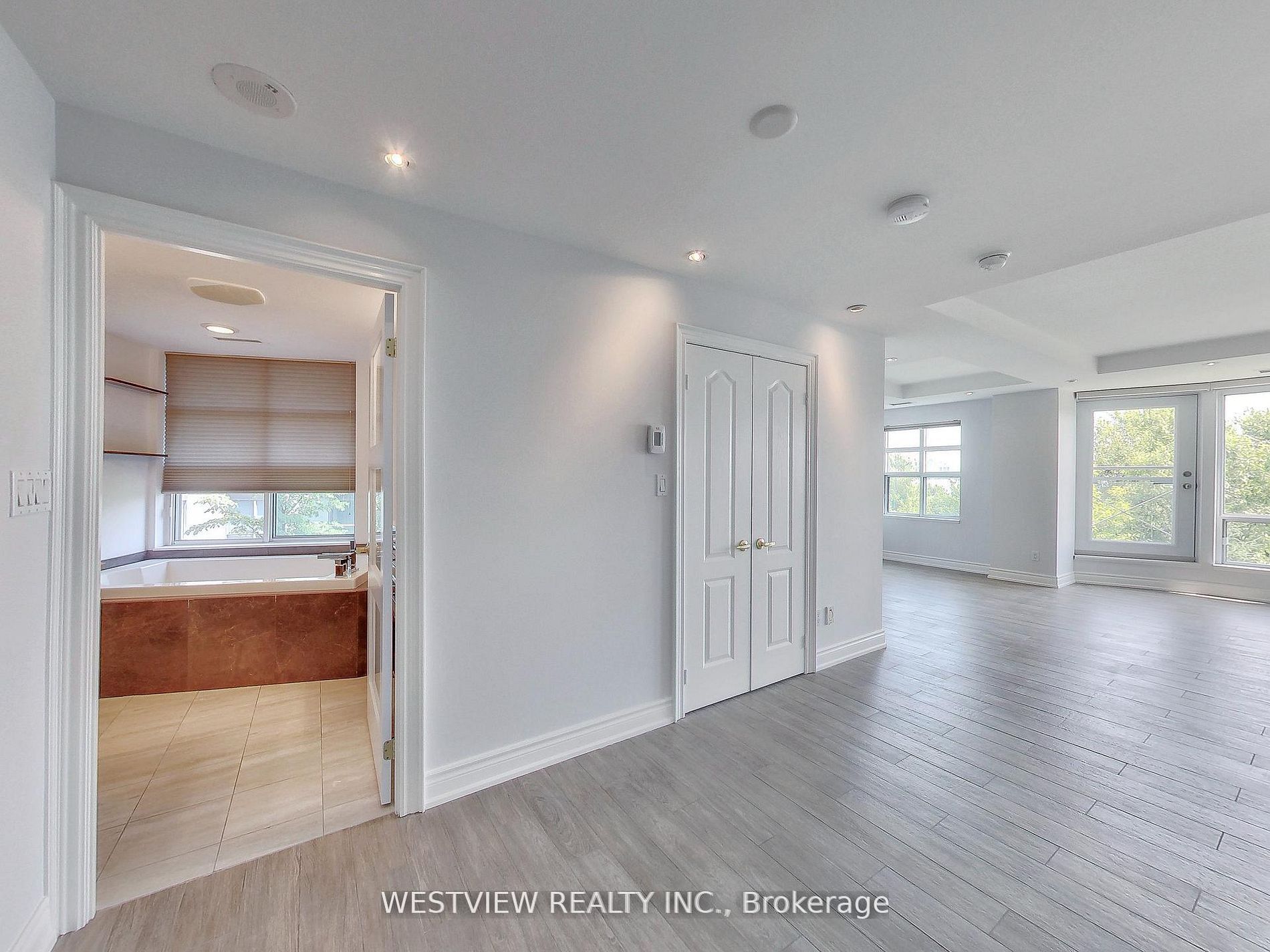 2111 Lake Shore Boulevard 116 Property Photo 26