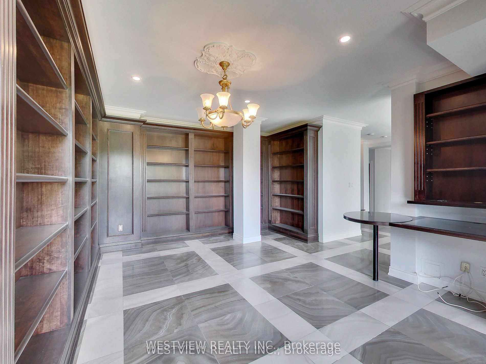 2111 Lake Shore Boulevard 116 Property Photo 45