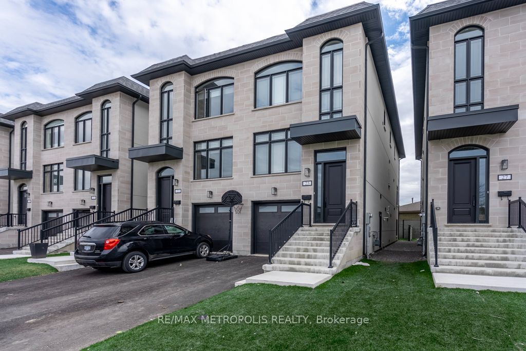 25 Antonio Court Lower Property Photo 2