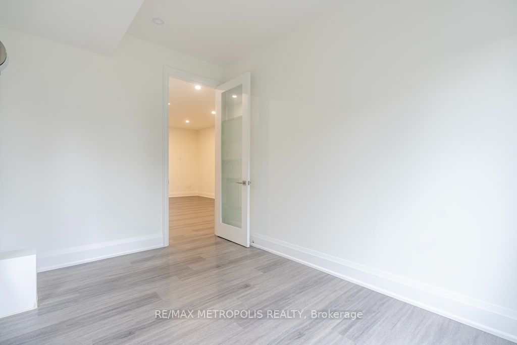 25 Antonio Court Lower Property Photo 14