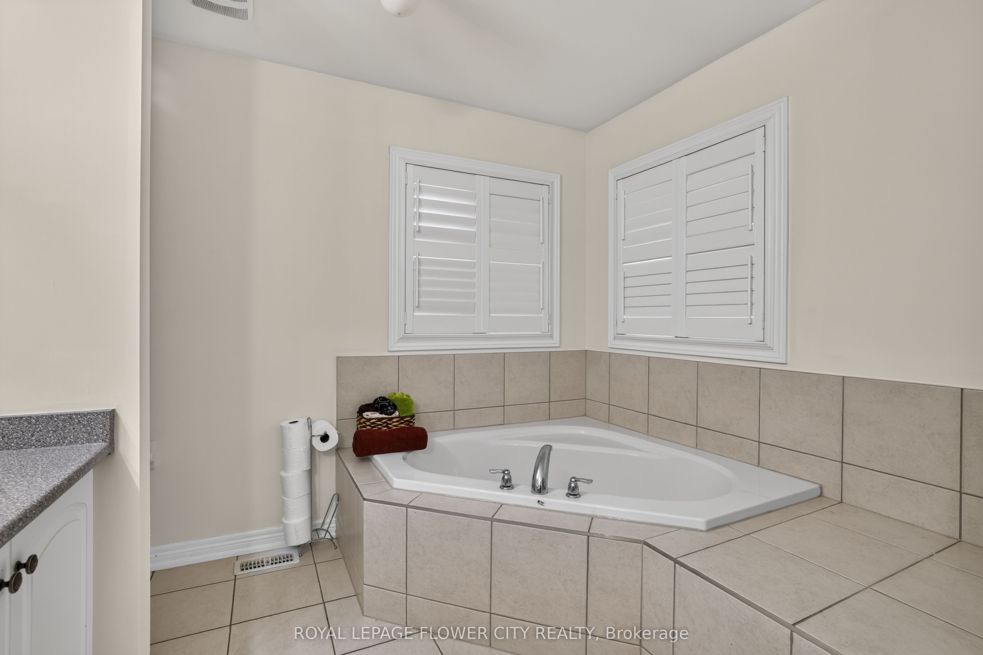 85 Ebury Drive Property Photo 32