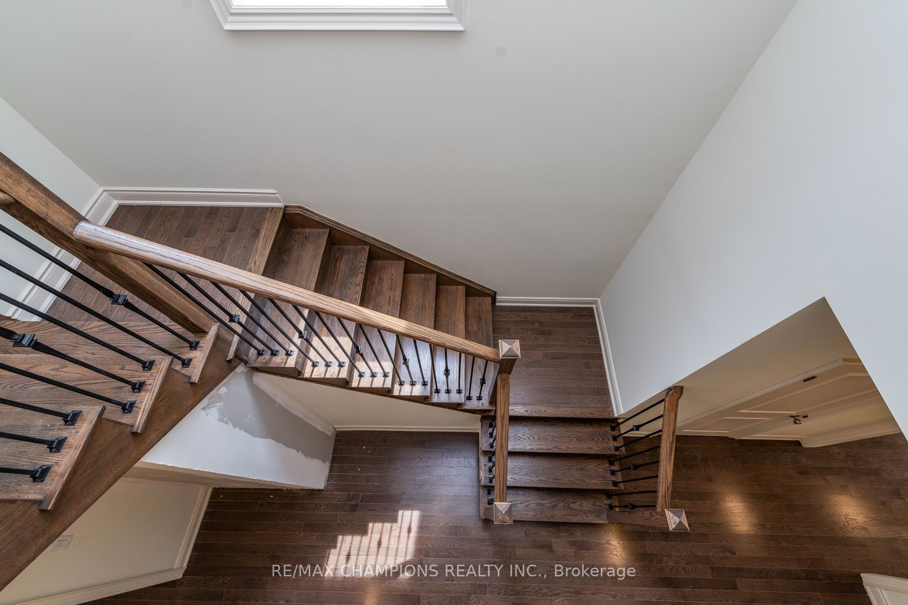 9 Cadence Road Property Photo 17