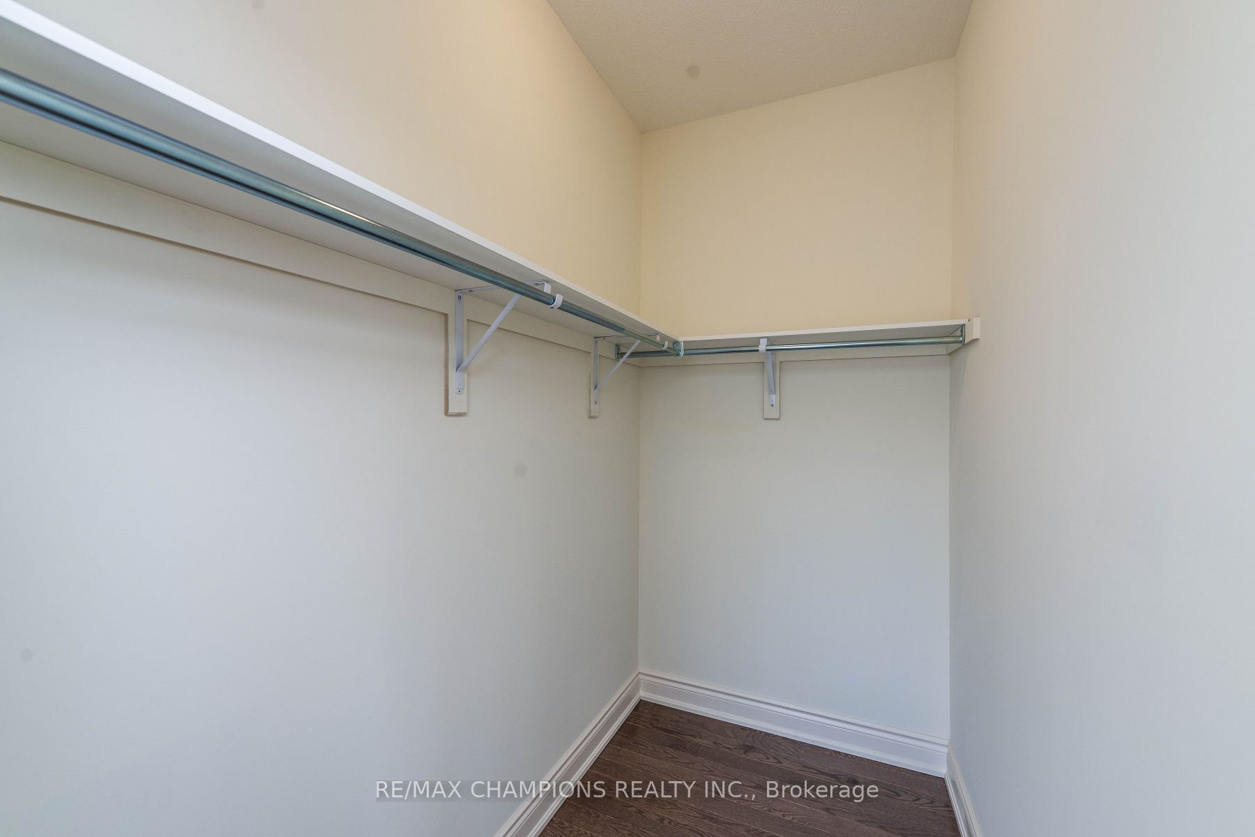 9 Cadence Road Property Photo 27