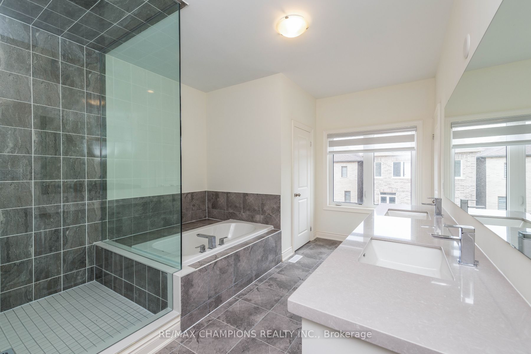 9 Cadence Road Property Photo 43