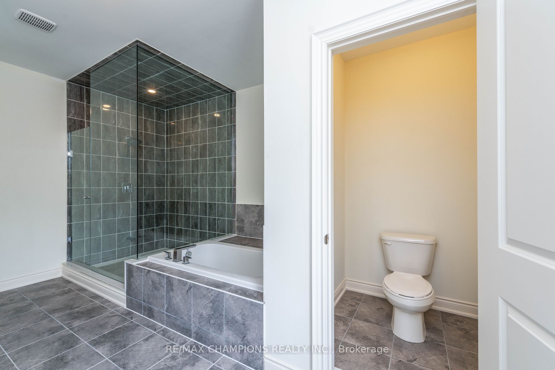 9 Cadence Road Property Photo 45
