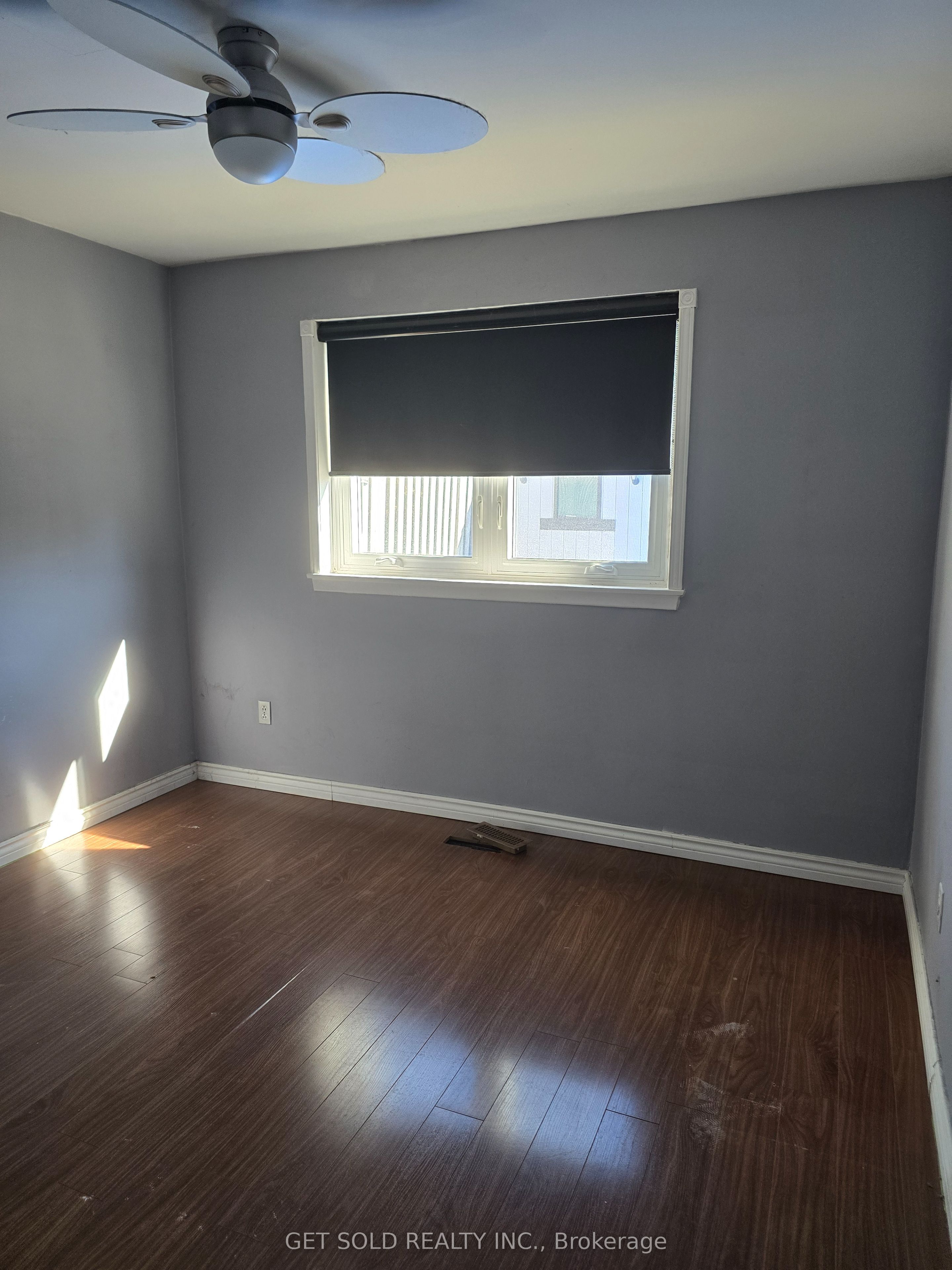 3191 Fieldgate Drive Property Photo 6