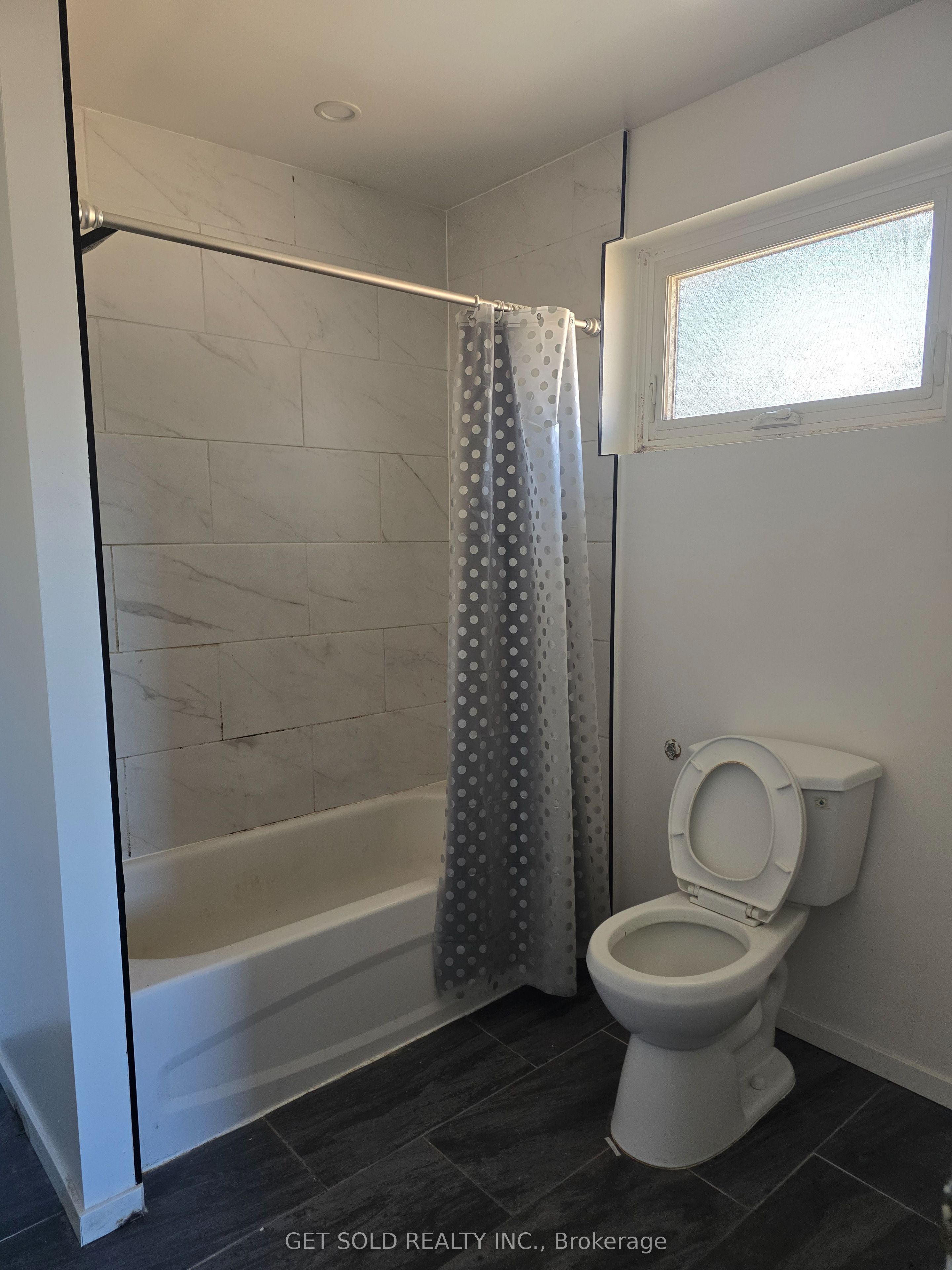 3191 Fieldgate Drive Property Photo 9