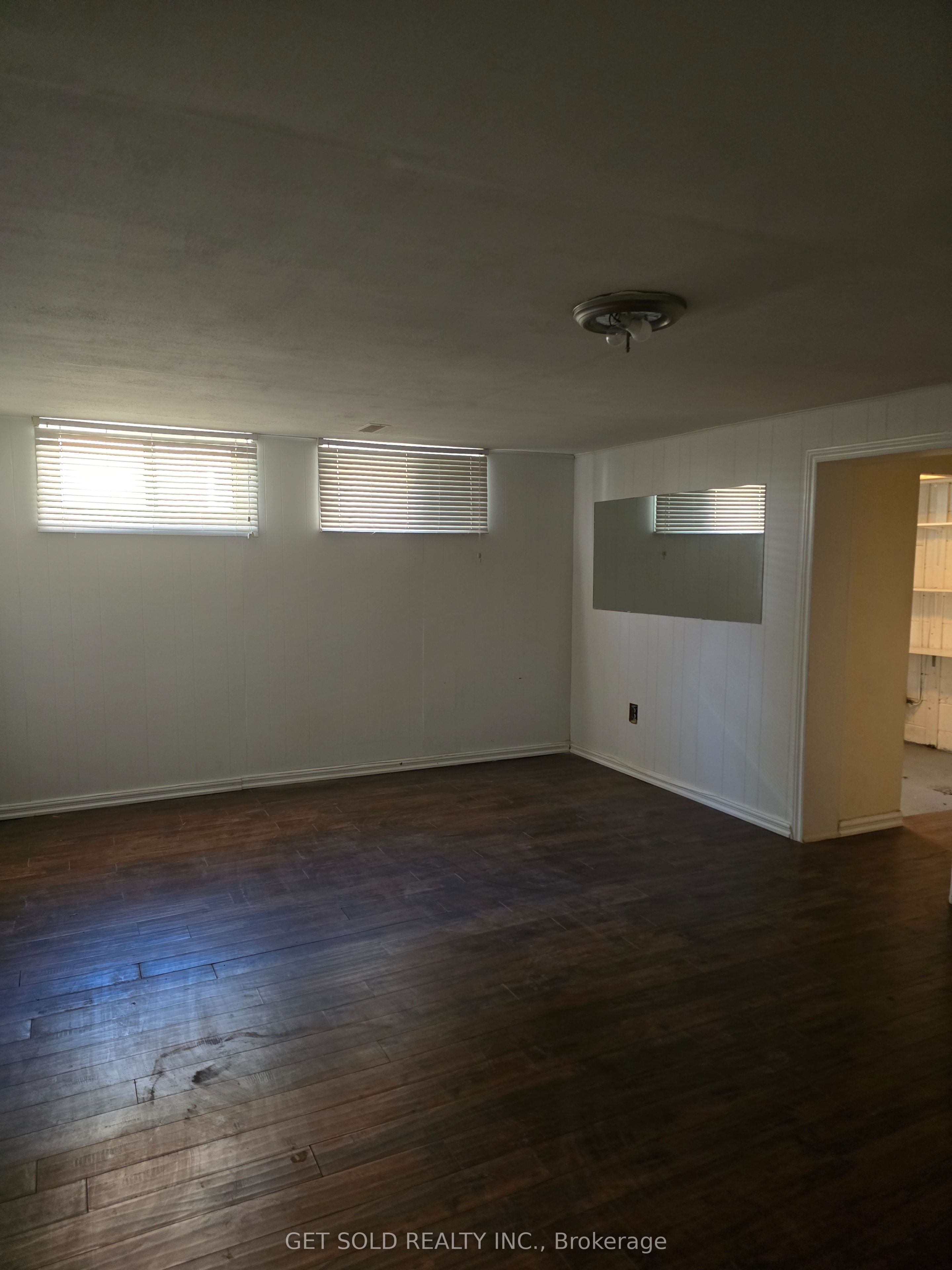 3191 Fieldgate Drive Property Photo 12