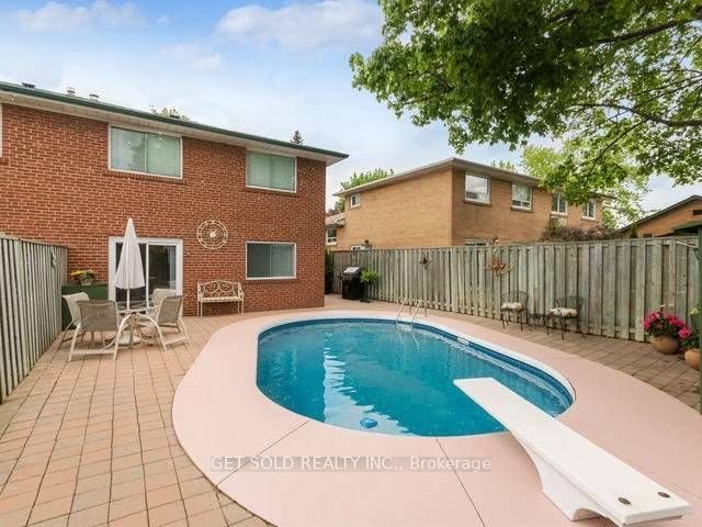 3191 Fieldgate Drive Property Photo 13