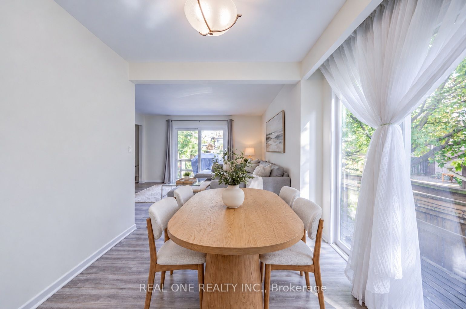 401 Swinburne Road Property Photo 15