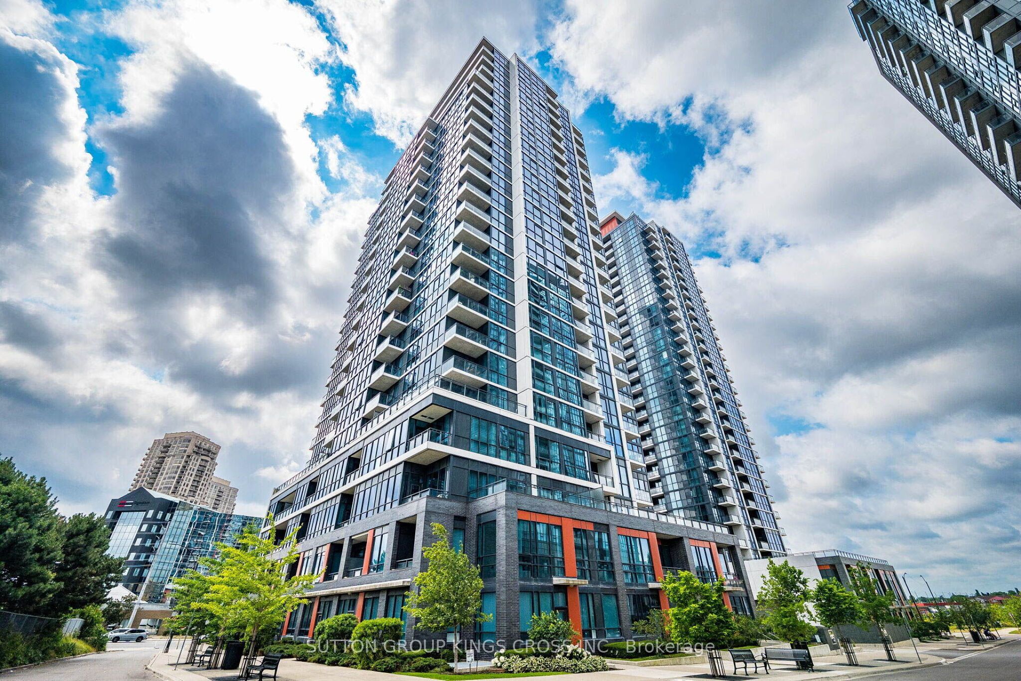 55 Eglinton Avenue W 904 Property Photo 3