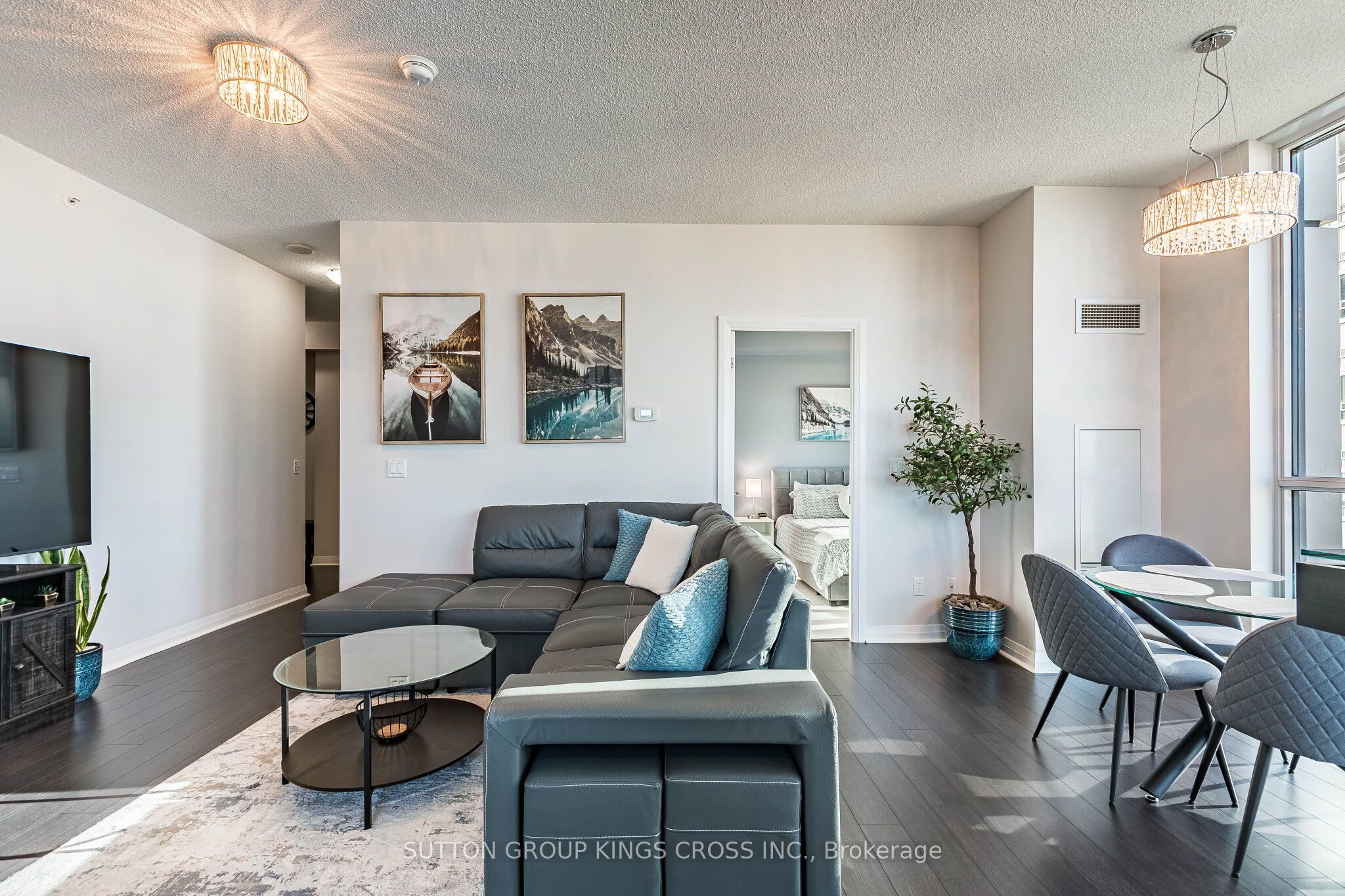 55 Eglinton Avenue W 904 Property Photo 15