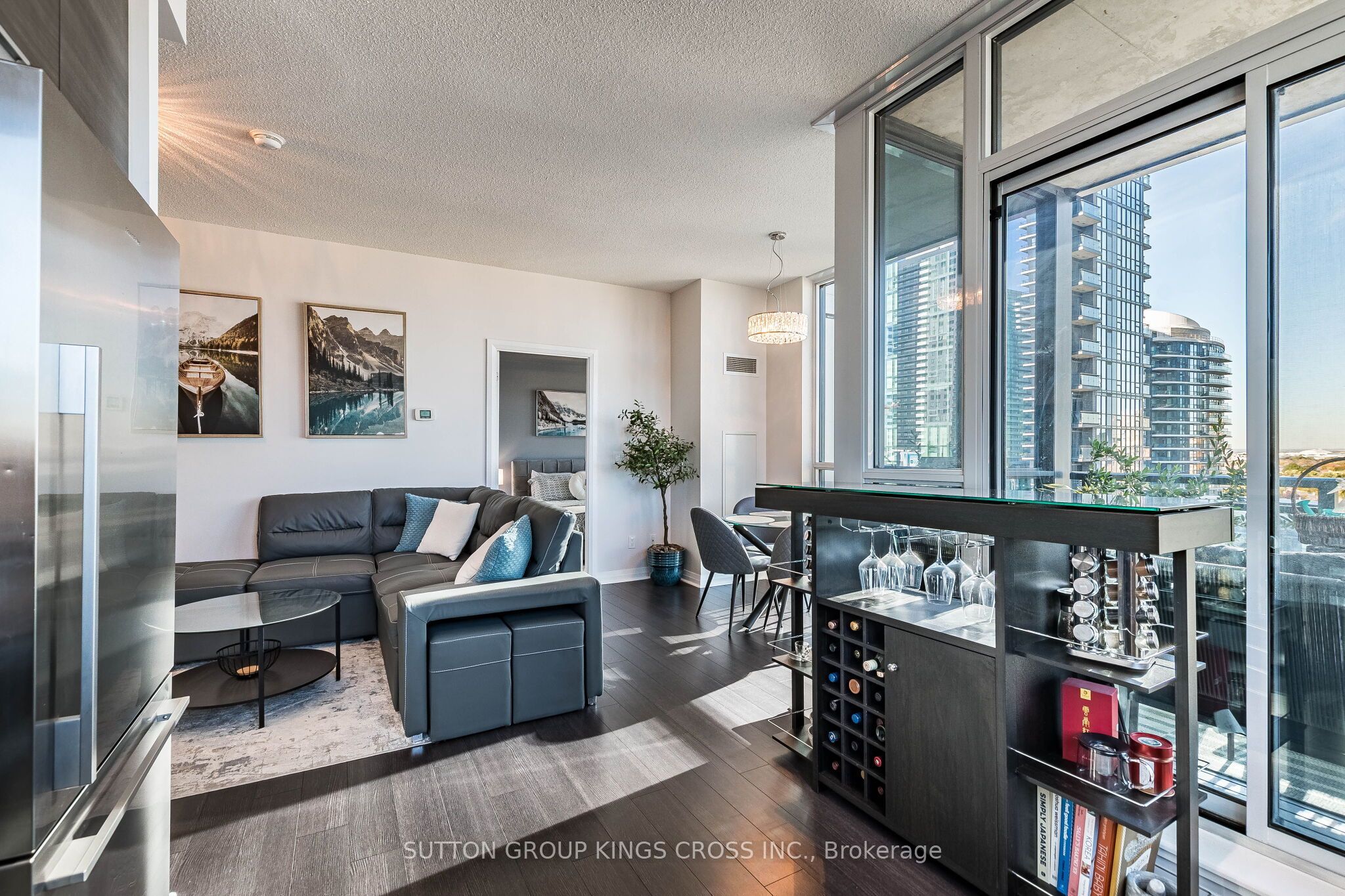 55 Eglinton Avenue W 904 Property Photo 23
