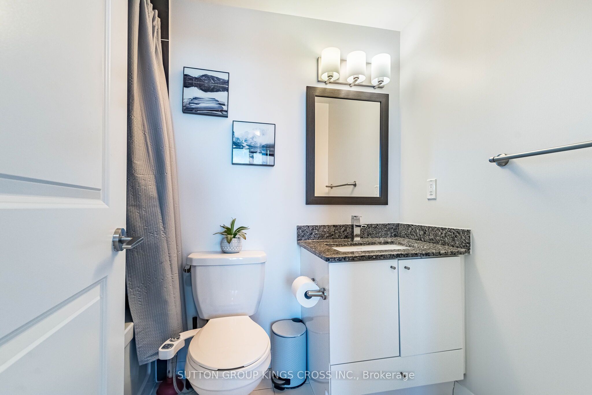 55 Eglinton Avenue W 904 Property Photo 30