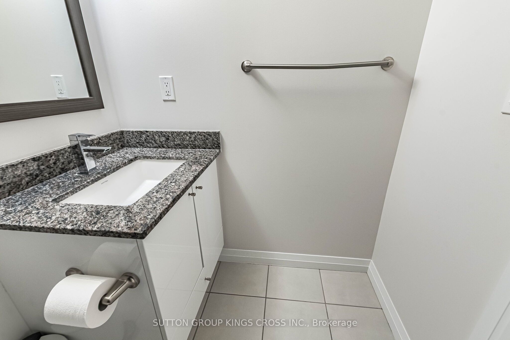 55 Eglinton Avenue W 904 Property Photo 33
