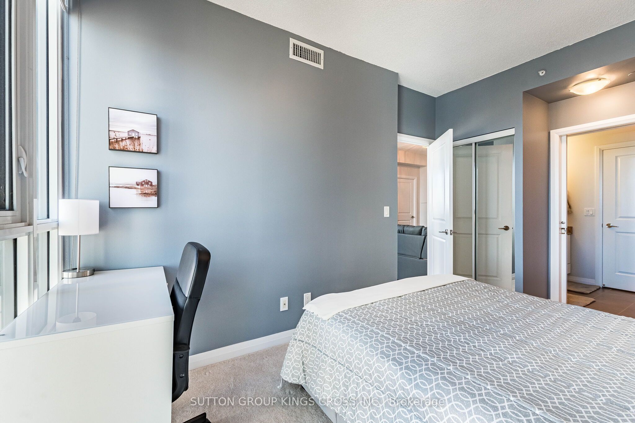 55 Eglinton Avenue W 904 Property Photo 38