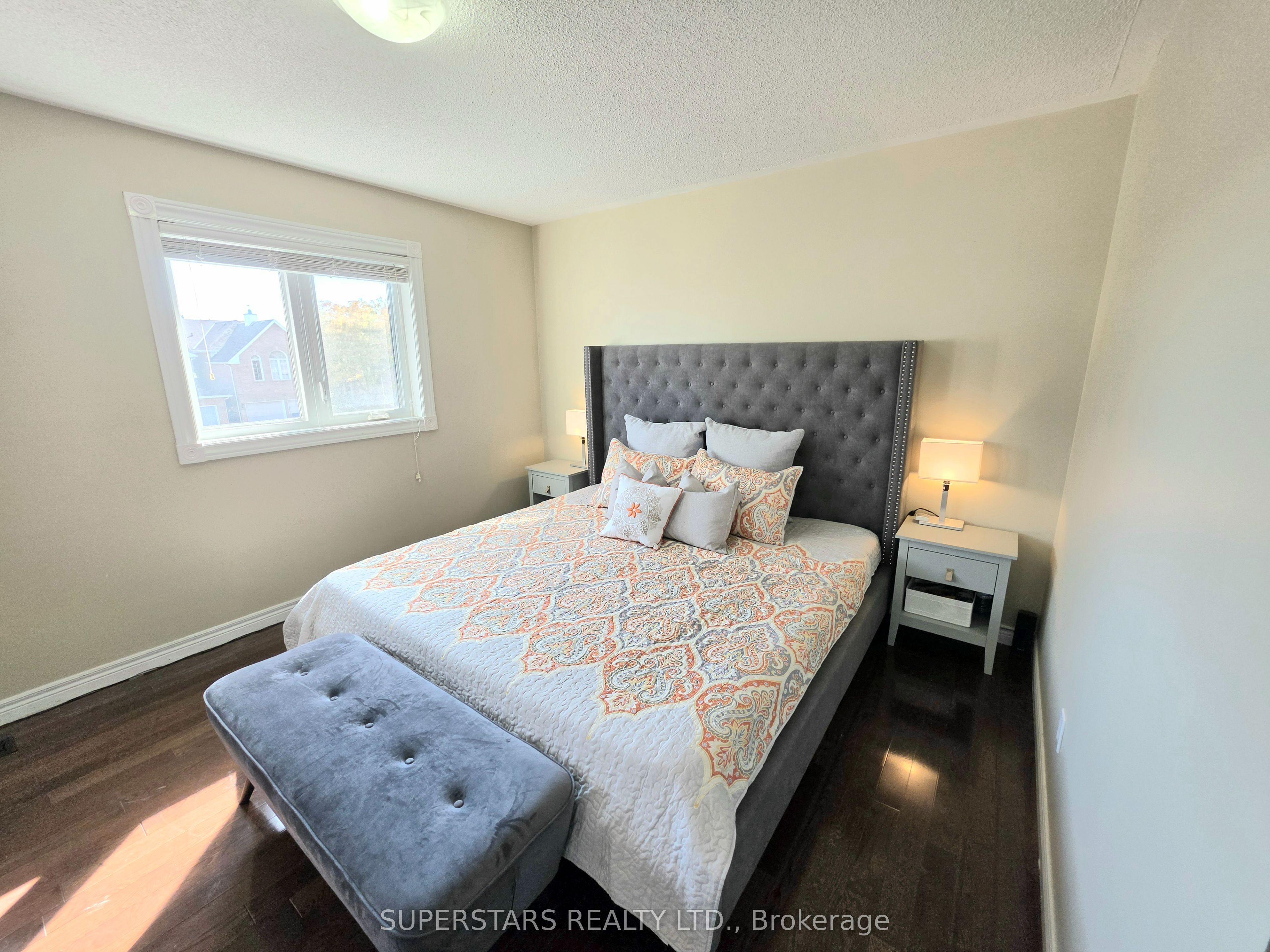 949 Binscarth Drive Property Photo 18