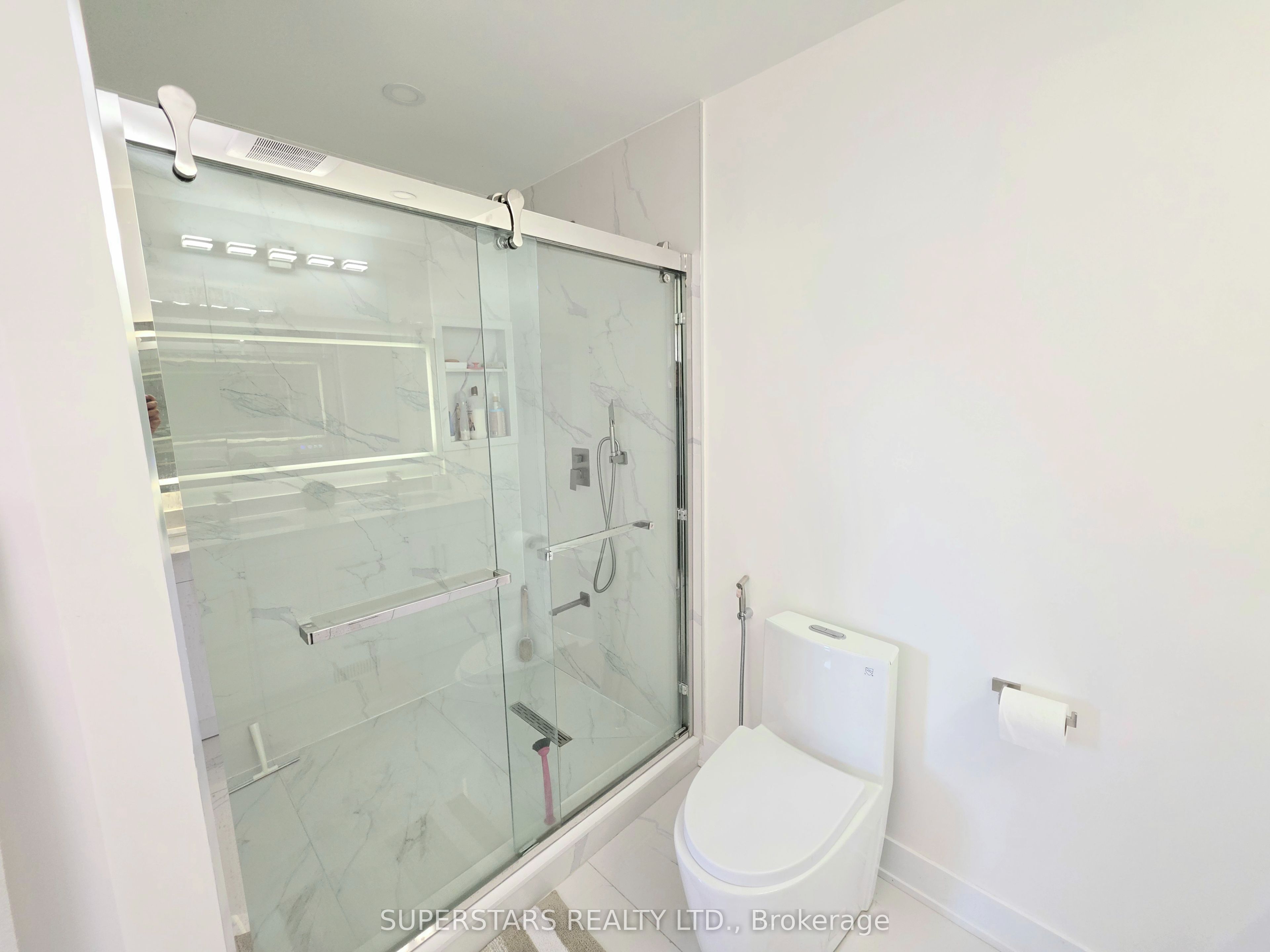 949 Binscarth Drive Property Photo 22
