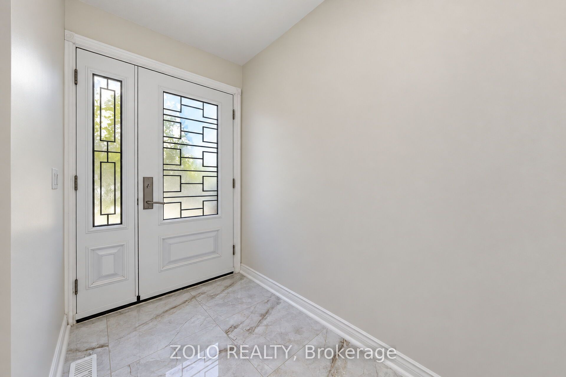 30 Morningdew Crescent Property Photo 5