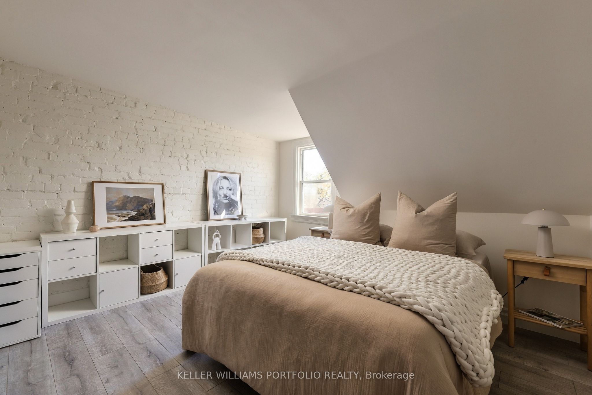 1006 Ossington Avenue Property Photo 19