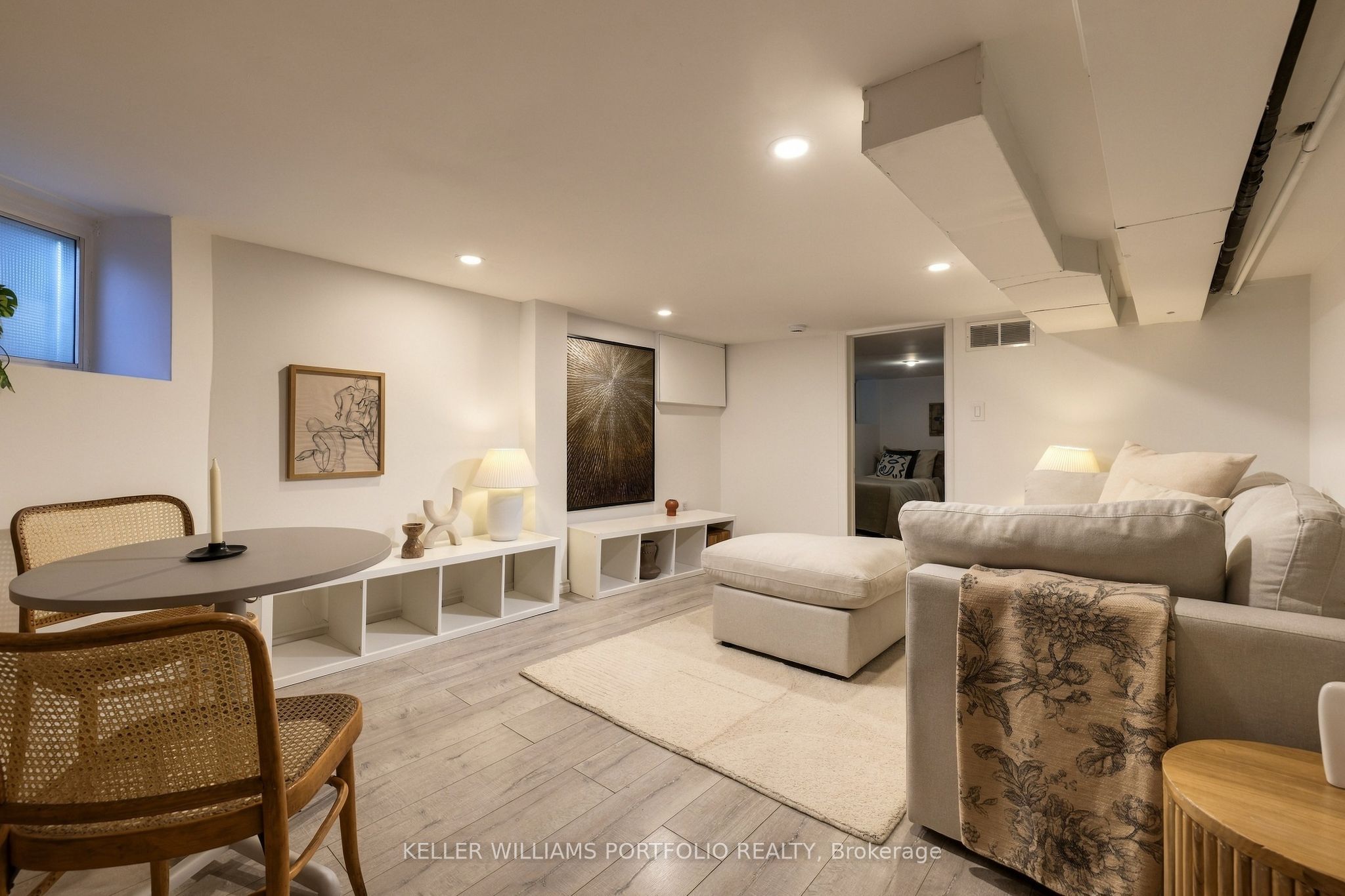 1006 Ossington Avenue Property Photo 23