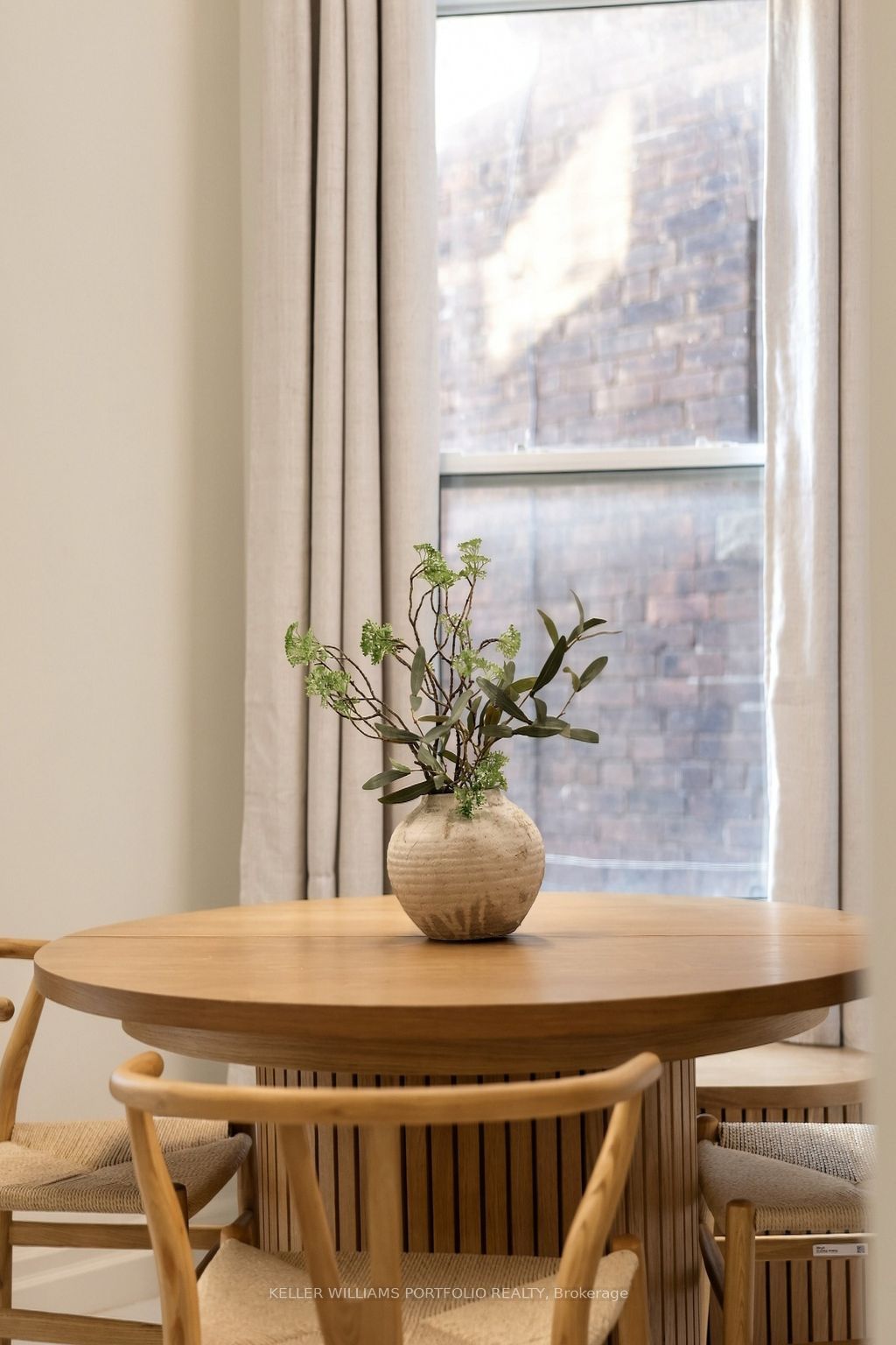 1006 Ossington Avenue Property Photo 36
