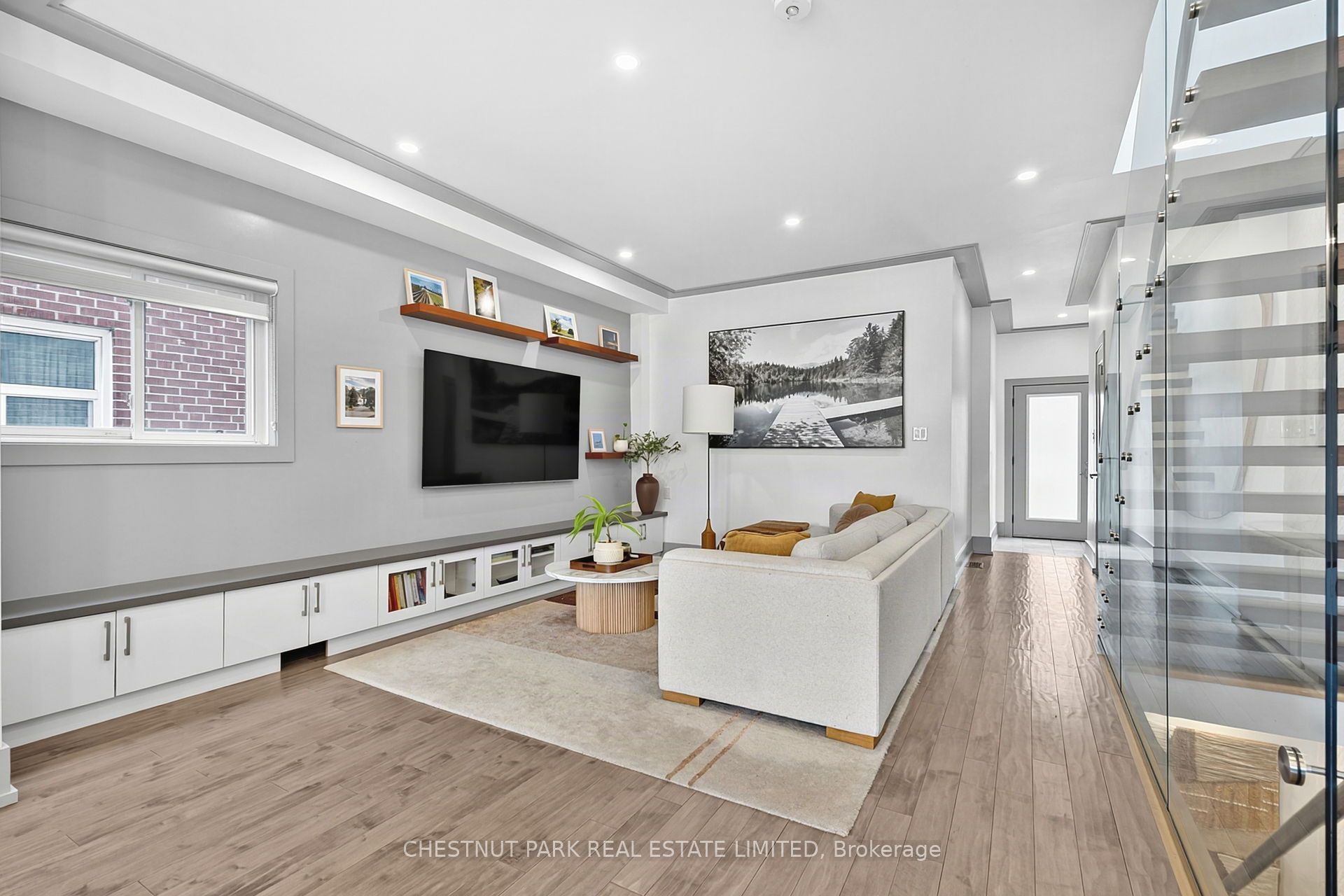 15 Nineteenth Street Property Photo 5